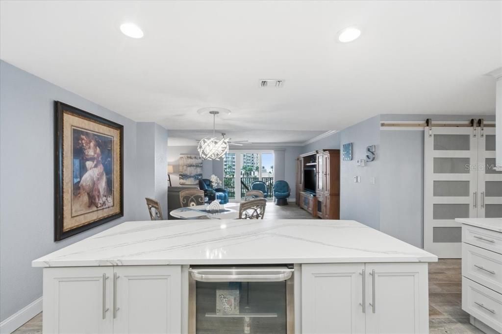 For Sale: $750,000 (2 beds, 2 baths, 1570 Square Feet)