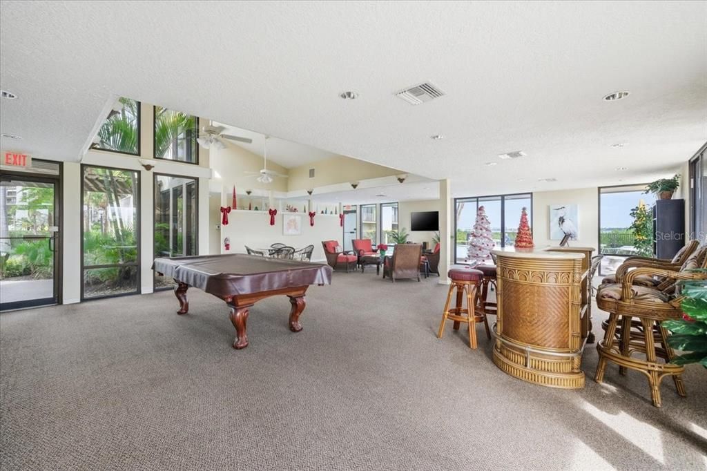 For Sale: $750,000 (2 beds, 2 baths, 1570 Square Feet)