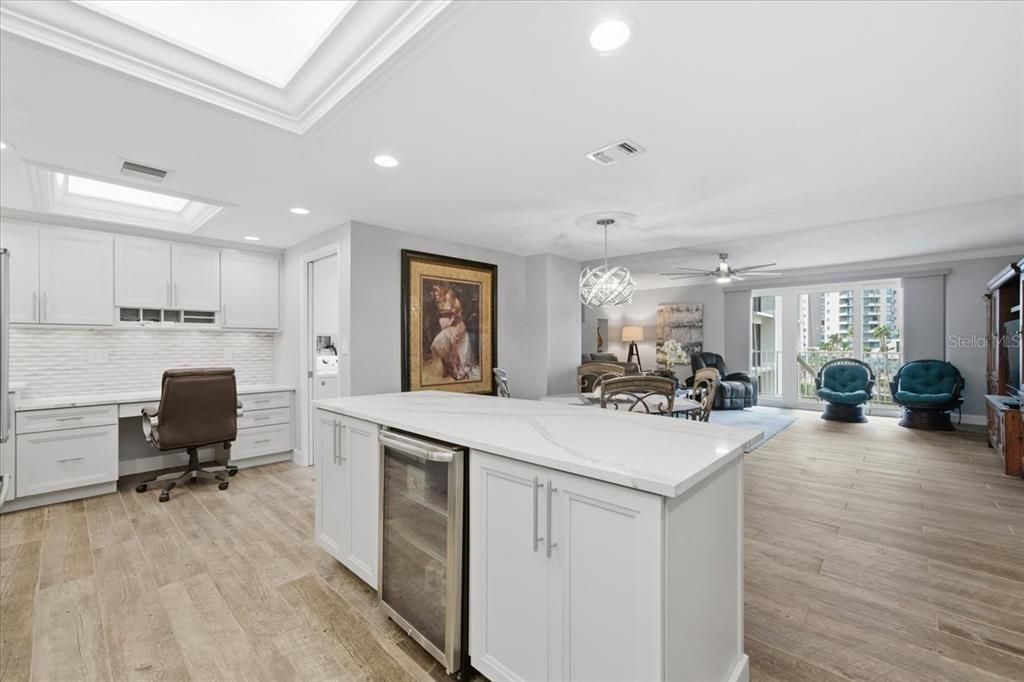 For Sale: $750,000 (2 beds, 2 baths, 1570 Square Feet)