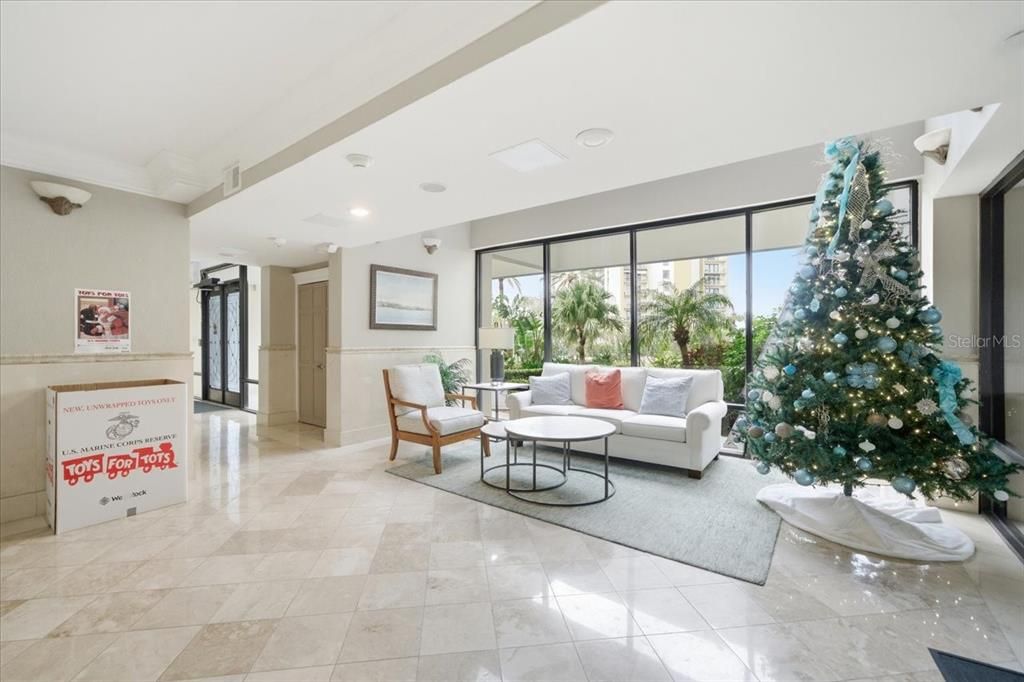 For Sale: $750,000 (2 beds, 2 baths, 1570 Square Feet)