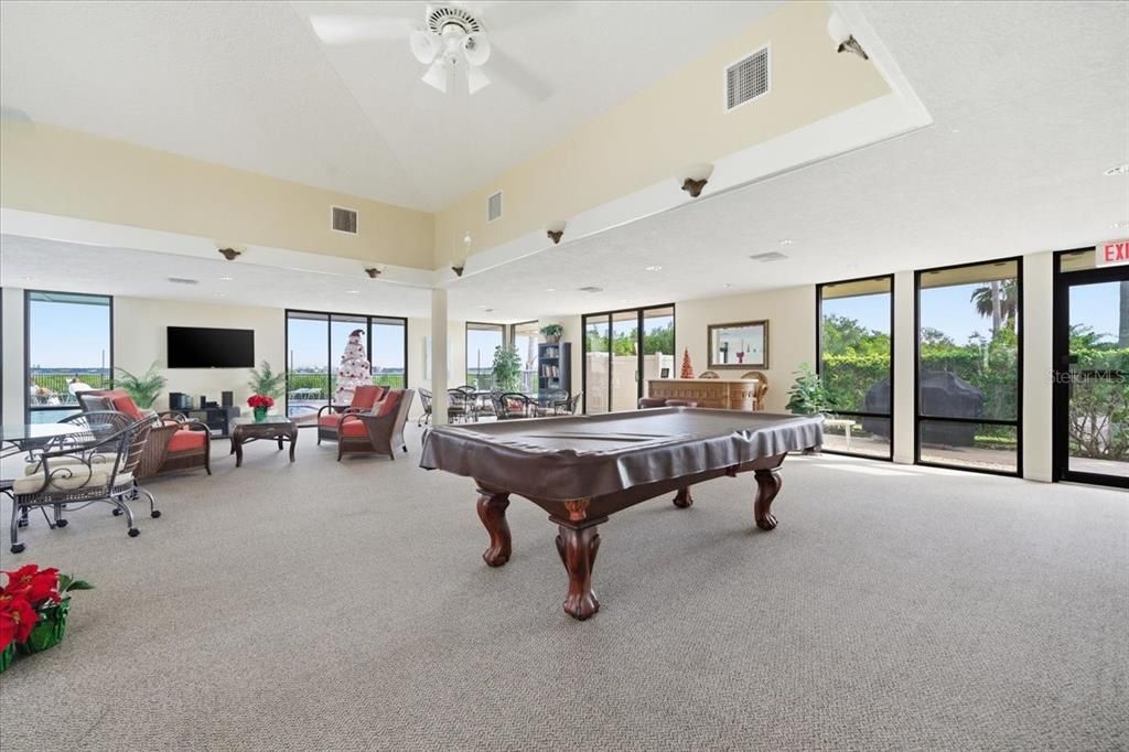 For Sale: $750,000 (2 beds, 2 baths, 1570 Square Feet)