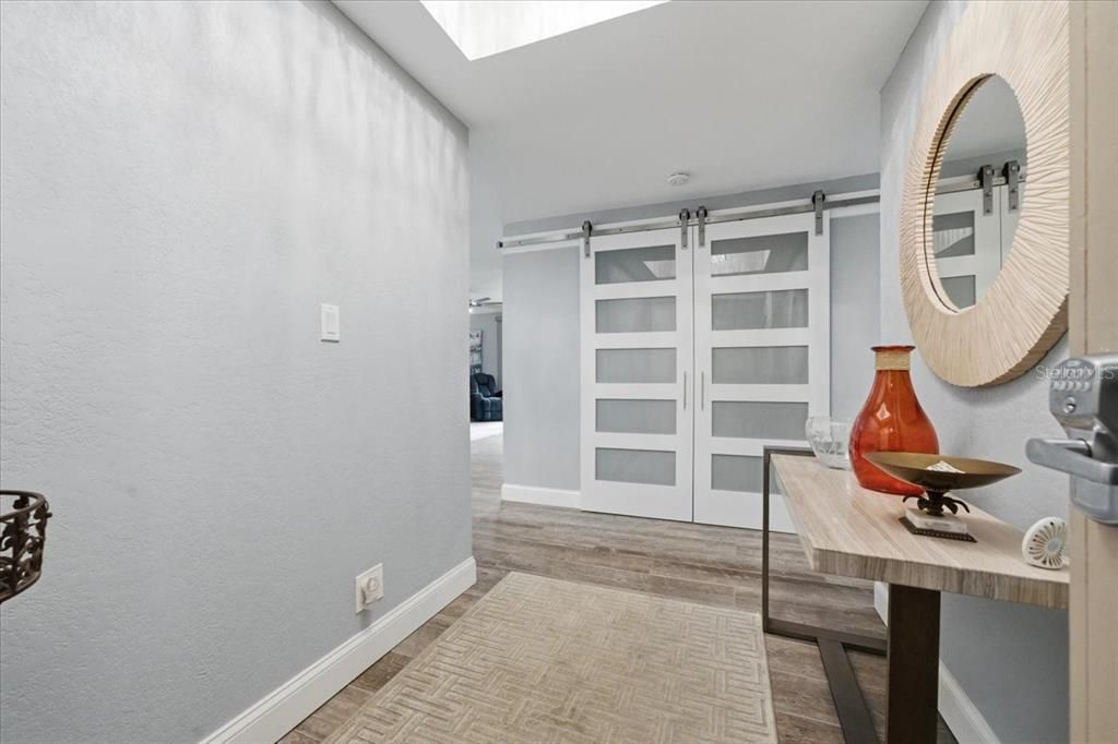 For Sale: $750,000 (2 beds, 2 baths, 1570 Square Feet)