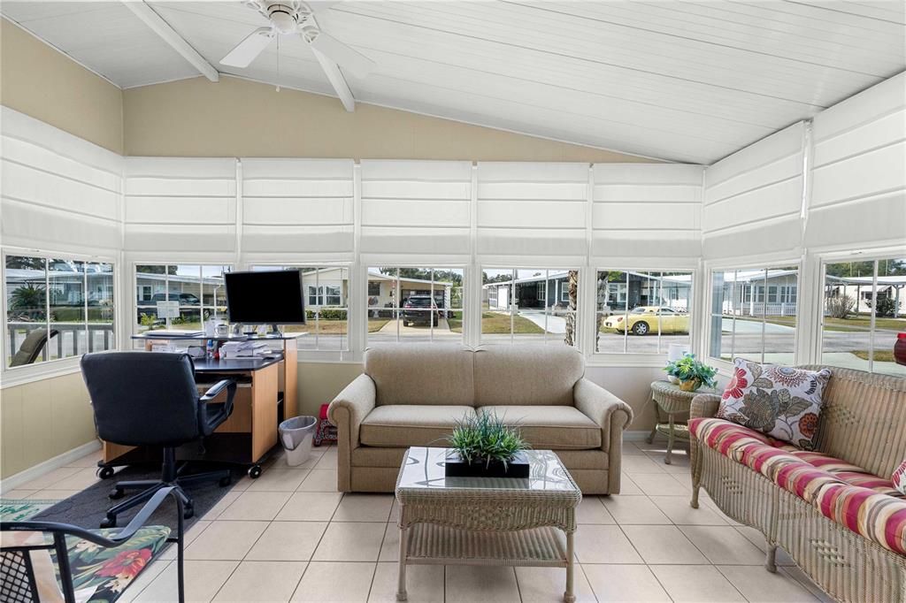 待售: $219,900 (2 贝兹, 2 浴室, 1762 平方英尺)