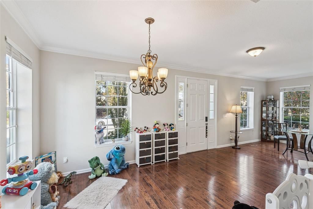 For Sale: $865,000 (4 beds, 3 baths, 2769 Square Feet)