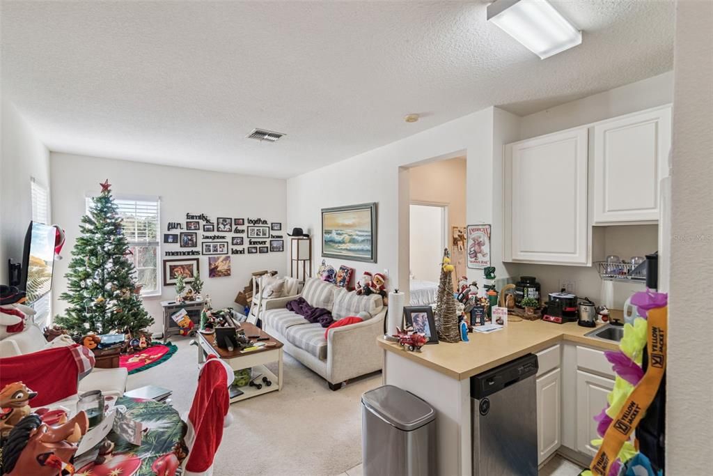 For Sale: $865,000 (4 beds, 3 baths, 2769 Square Feet)