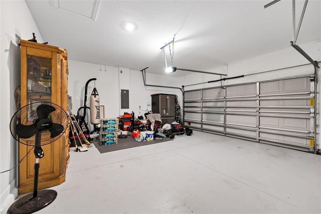 For Sale: $450,000 (3 beds, 2 baths, 1957 Square Feet)