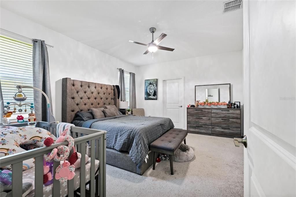 For Sale: $450,000 (3 beds, 2 baths, 1957 Square Feet)