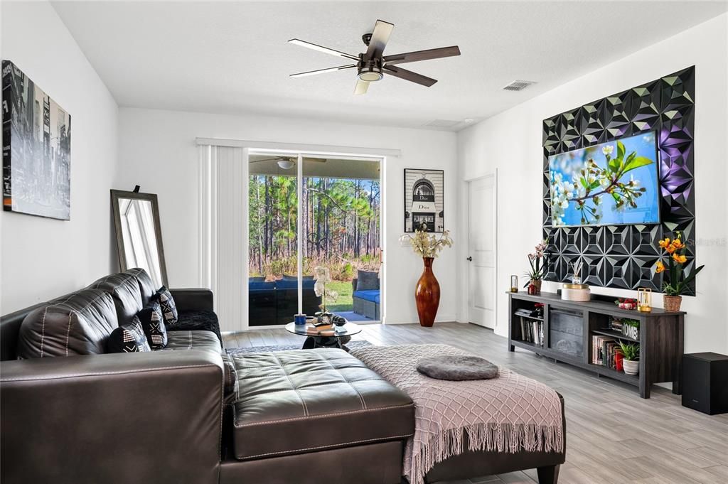 For Sale: $450,000 (3 beds, 2 baths, 1957 Square Feet)