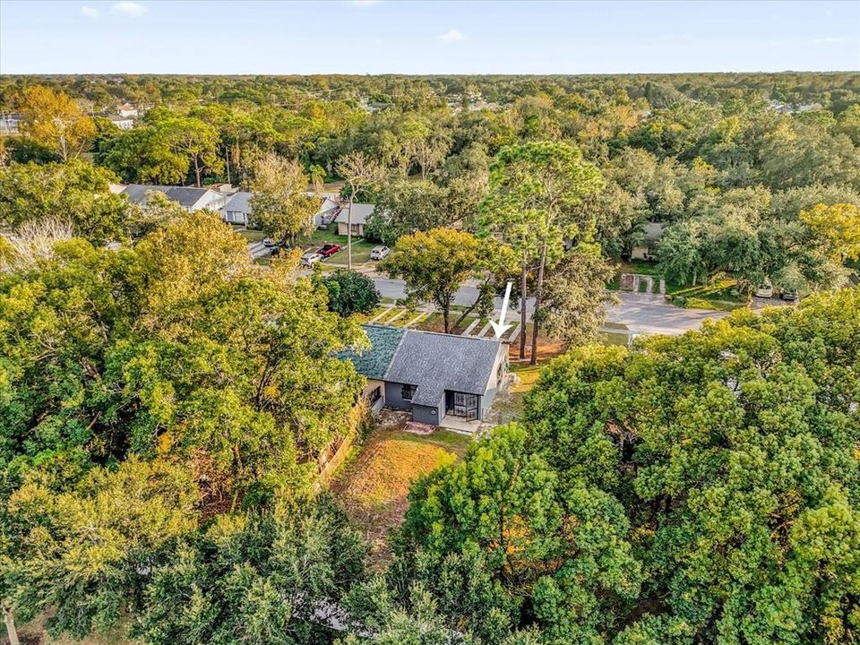 For Sale: $270,000 (2 beds, 2 baths, 852 Square Feet)