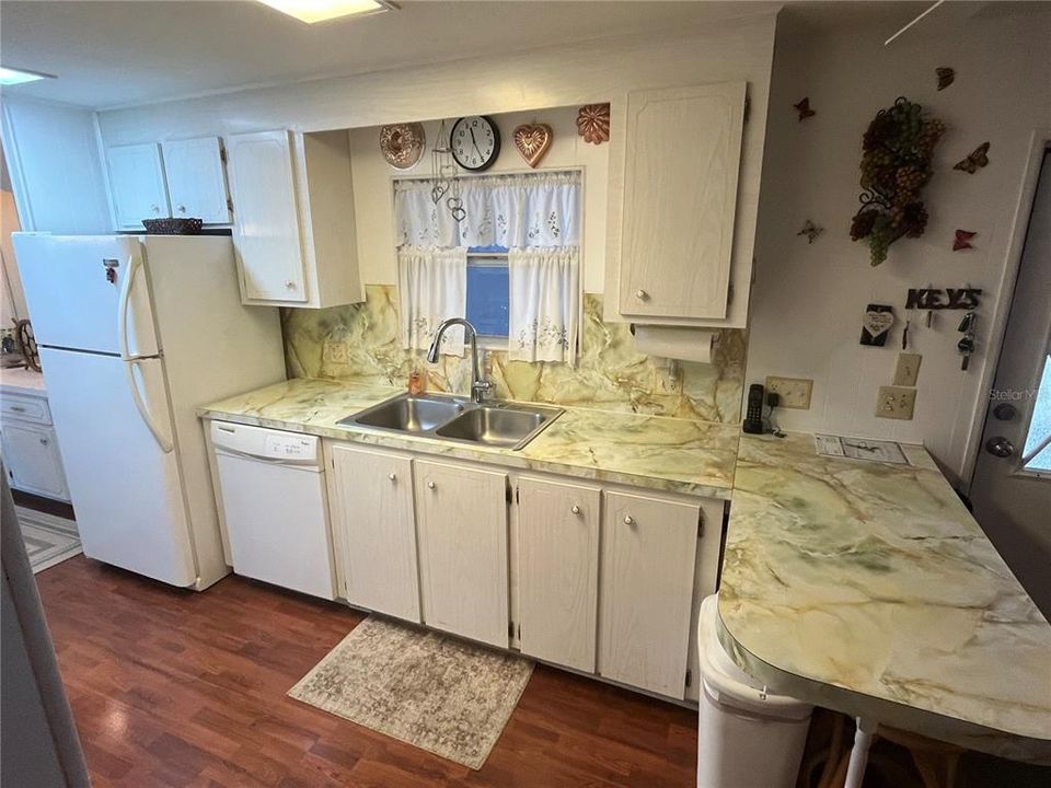 En Venta: $175,000 (2 camas, 2 baños, 1200 Pies cuadrados)