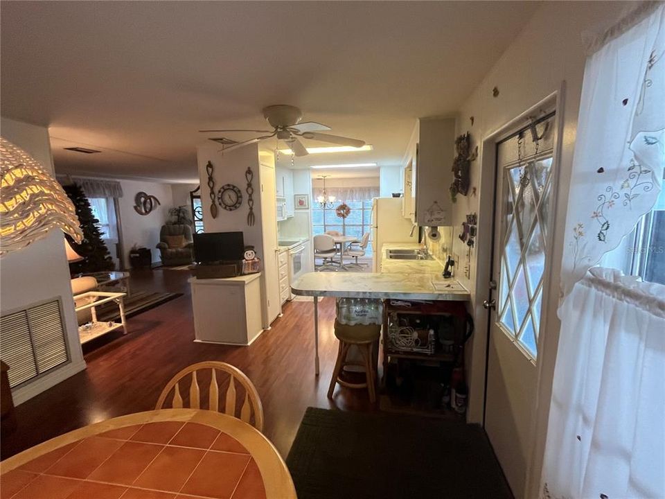 En Venta: $175,000 (2 camas, 2 baños, 1200 Pies cuadrados)