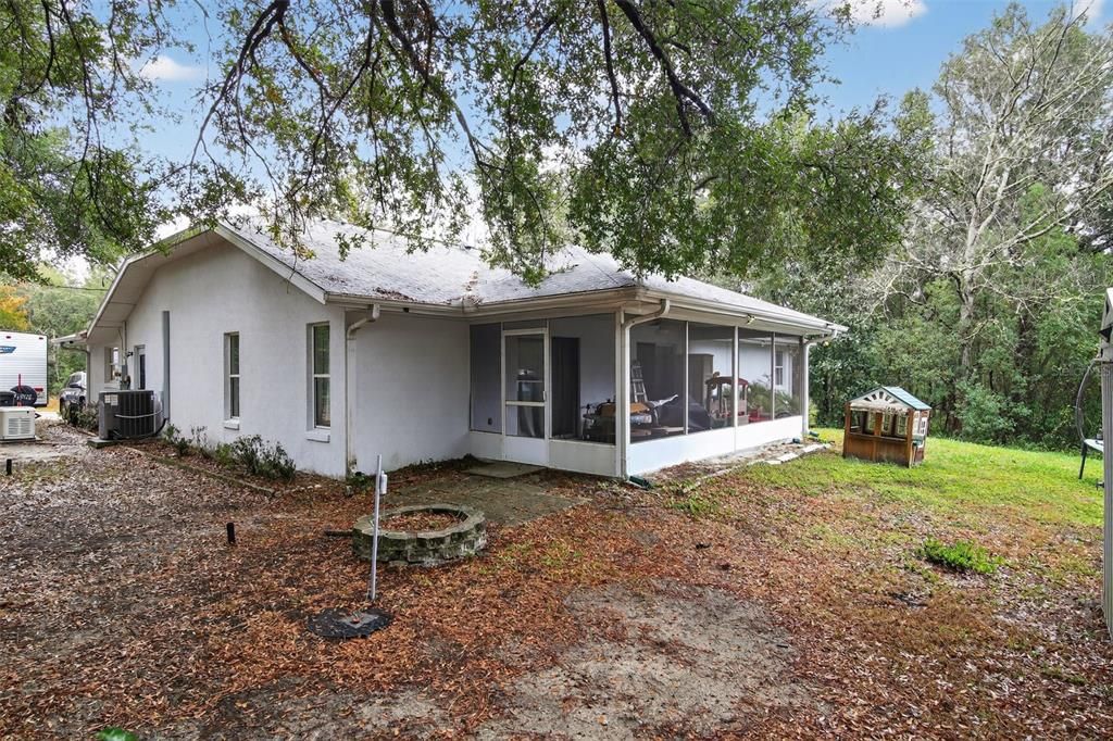 En Venta: $257,000 (3 camas, 2 baños, 1855 Pies cuadrados)