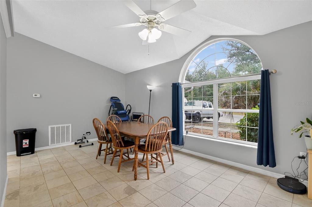 En Venta: $257,000 (3 camas, 2 baños, 1855 Pies cuadrados)