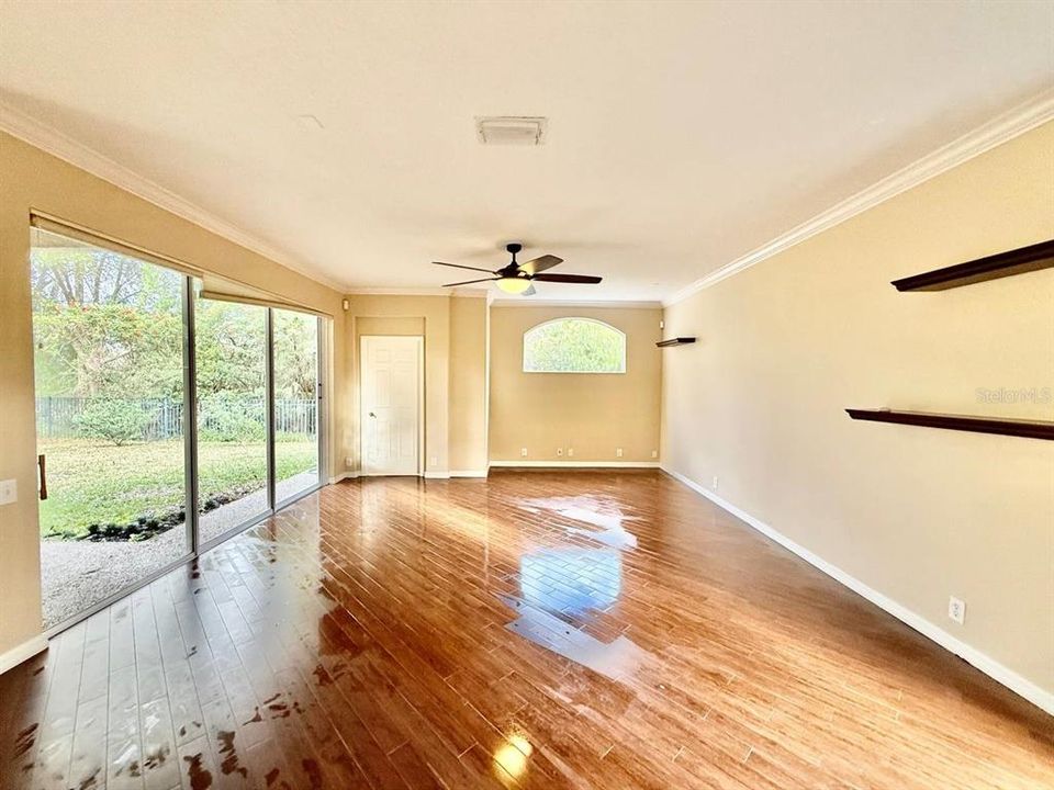 En Renta: $3,250 (4 camas, 2 baños, 3221 Pies cuadrados)