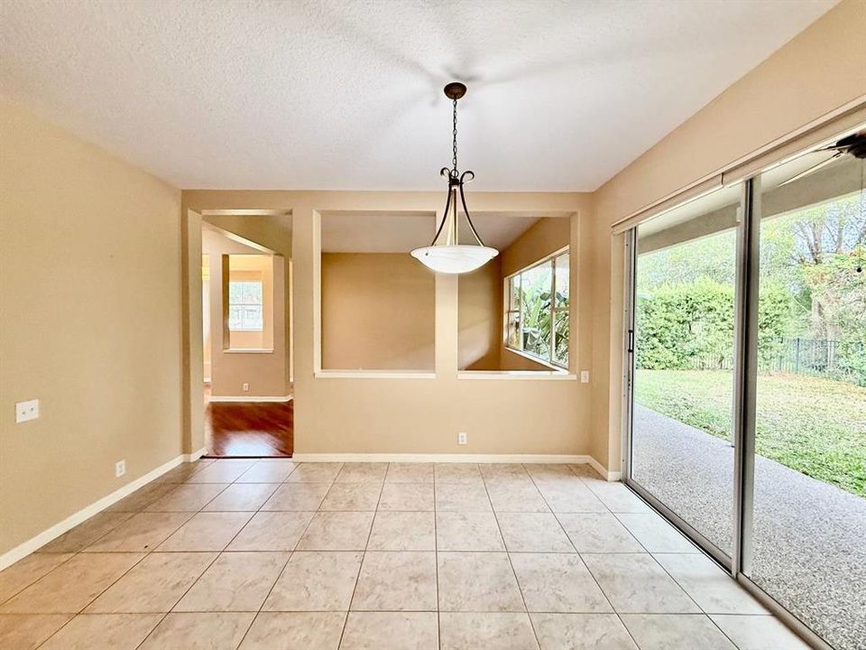 En Renta: $3,250 (4 camas, 2 baños, 3221 Pies cuadrados)