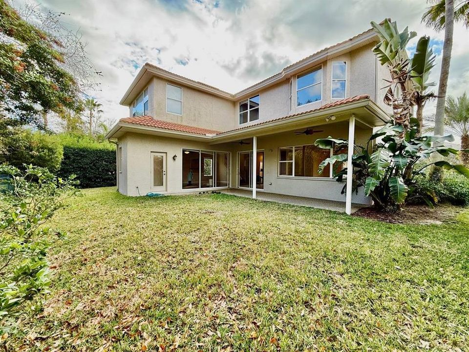 En Renta: $3,250 (4 camas, 2 baños, 3221 Pies cuadrados)