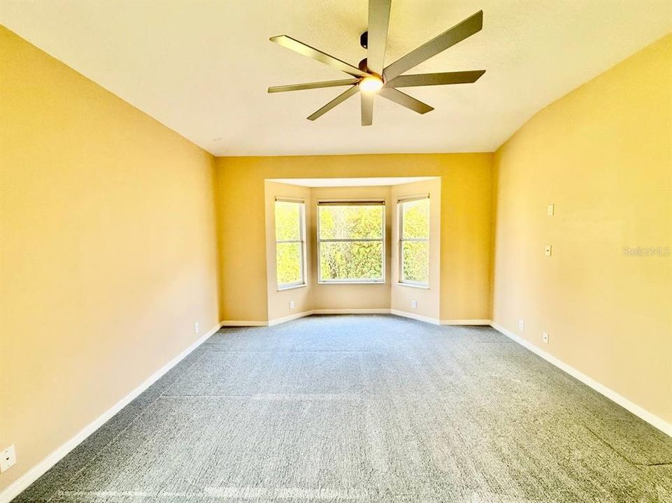 En Renta: $3,250 (4 camas, 2 baños, 3221 Pies cuadrados)