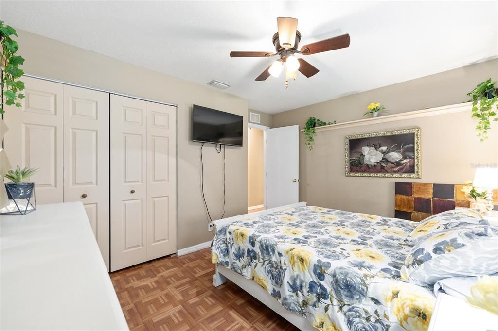 En Venta: $234,900 (3 camas, 2 baños, 1346 Pies cuadrados)