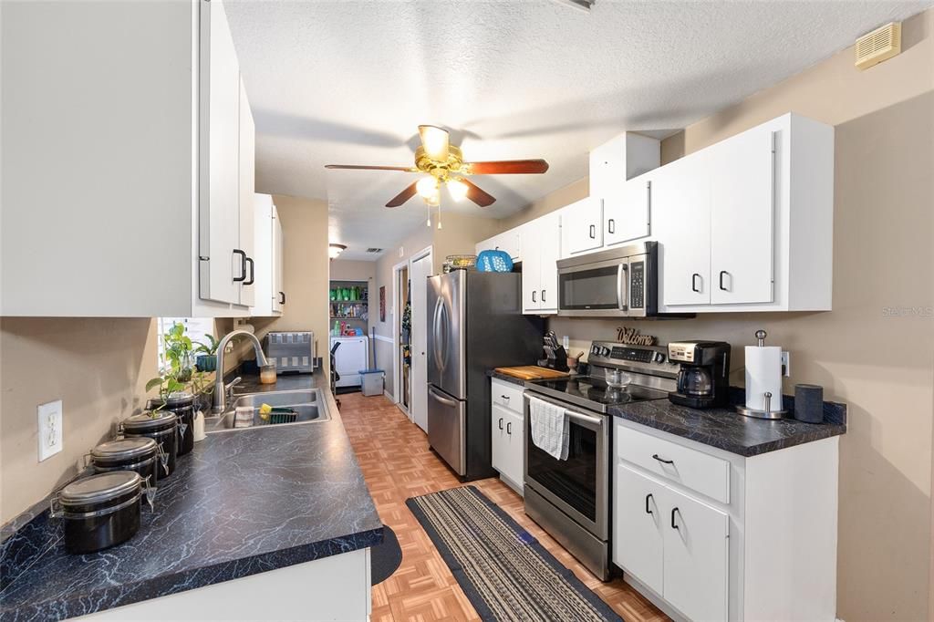 En Venta: $234,900 (3 camas, 2 baños, 1346 Pies cuadrados)