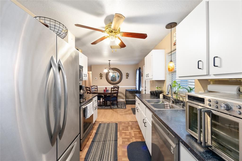 En Venta: $234,900 (3 camas, 2 baños, 1346 Pies cuadrados)