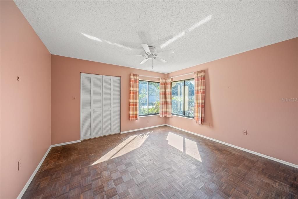 For Sale: $245,000 (3 beds, 2 baths, 1650 Square Feet)