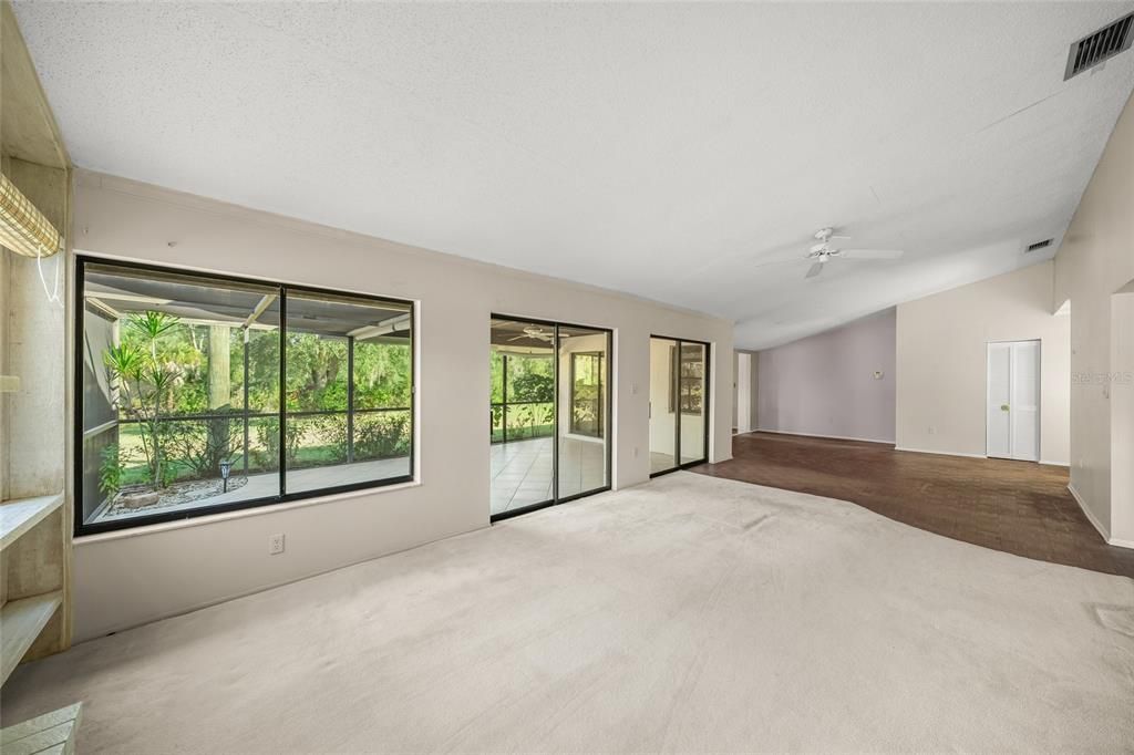 For Sale: $245,000 (3 beds, 2 baths, 1650 Square Feet)