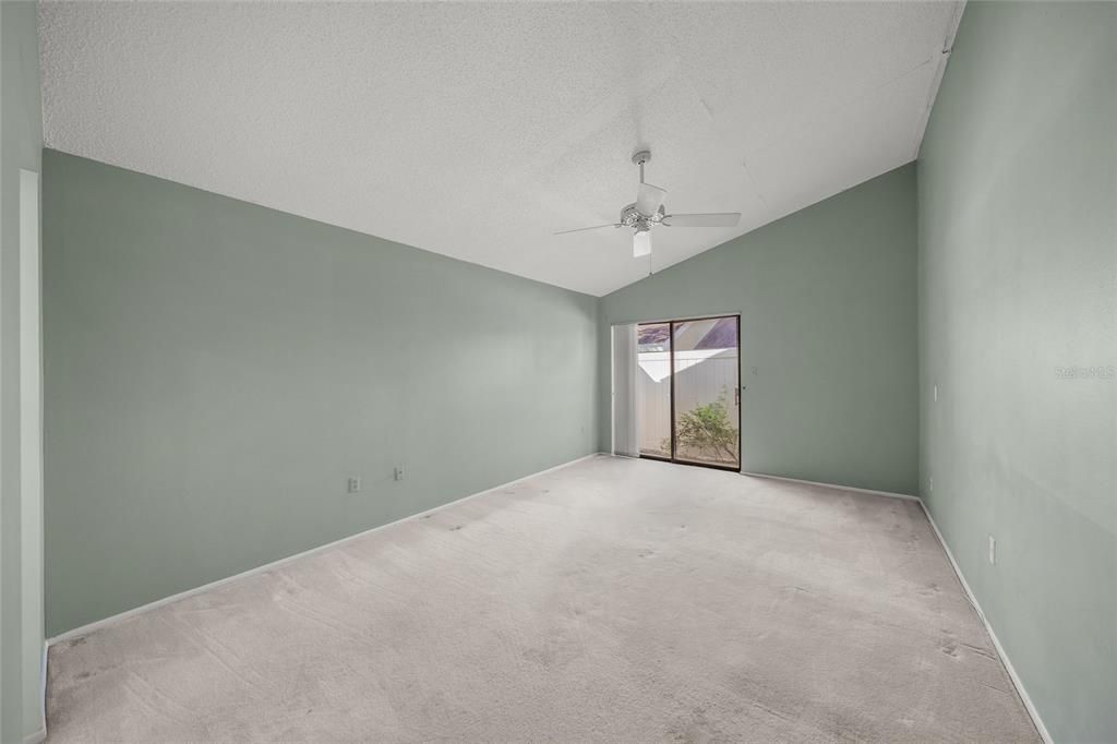 For Sale: $245,000 (3 beds, 2 baths, 1650 Square Feet)