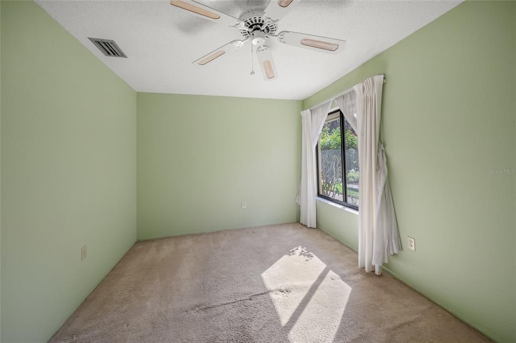 For Sale: $245,000 (3 beds, 2 baths, 1650 Square Feet)