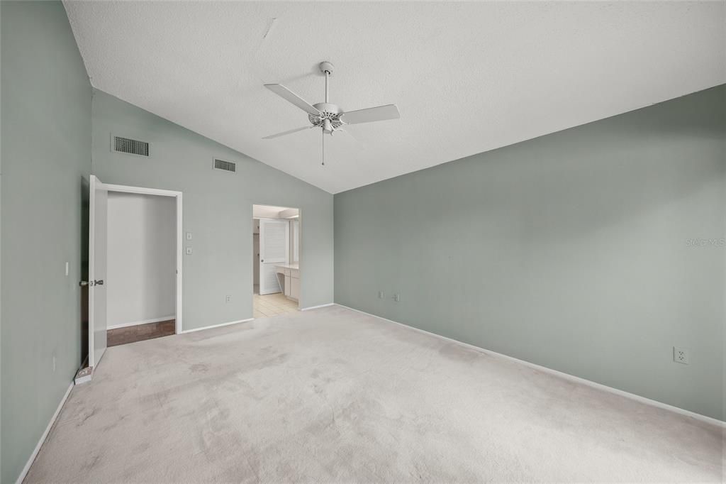 For Sale: $245,000 (3 beds, 2 baths, 1650 Square Feet)