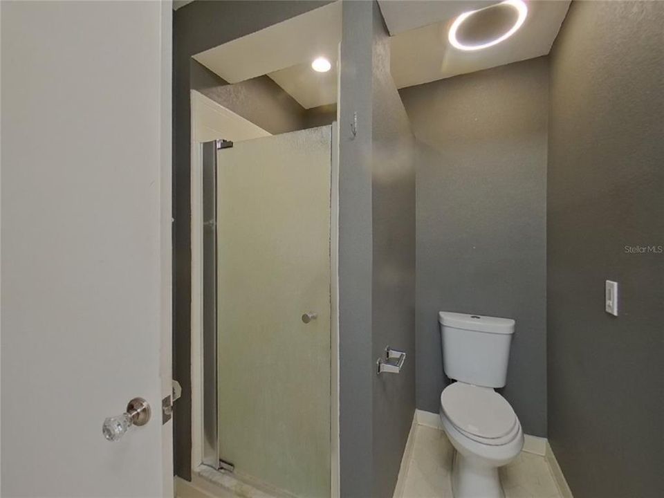 For Rent: $2,629 (4 beds, 2 baths, 2096 Square Feet)