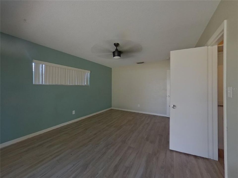 For Rent: $2,629 (4 beds, 2 baths, 2096 Square Feet)