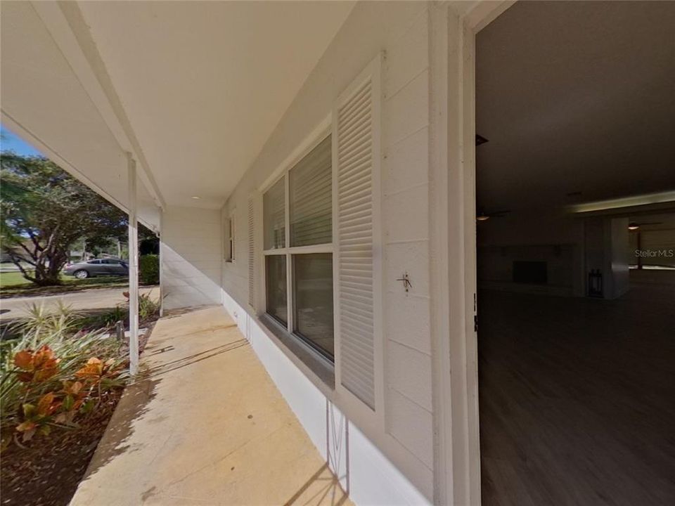 For Rent: $2,629 (4 beds, 2 baths, 2096 Square Feet)