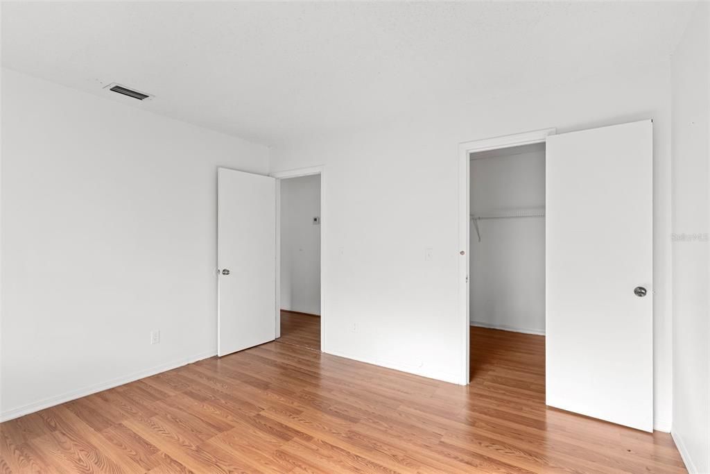 For Sale: $629,000 (11 beds, 0 baths, 4465 Square Feet)