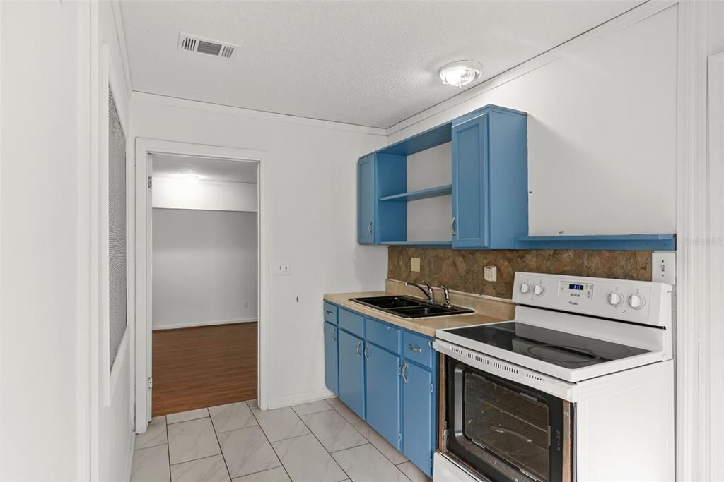 For Sale: $629,000 (11 beds, 0 baths, 4465 Square Feet)