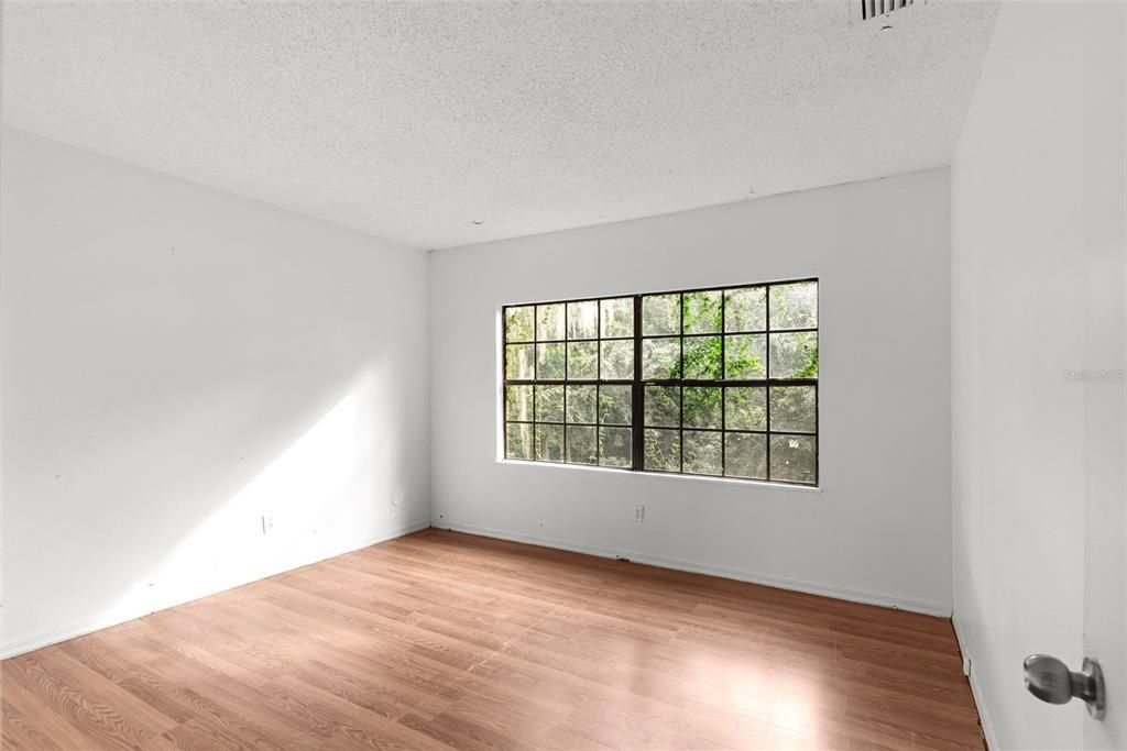 For Sale: $629,000 (11 beds, 0 baths, 4465 Square Feet)