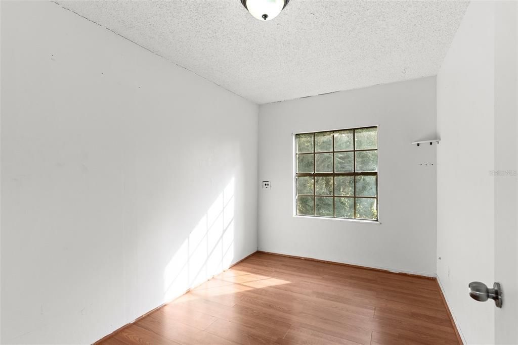 For Sale: $629,000 (11 beds, 0 baths, 4465 Square Feet)