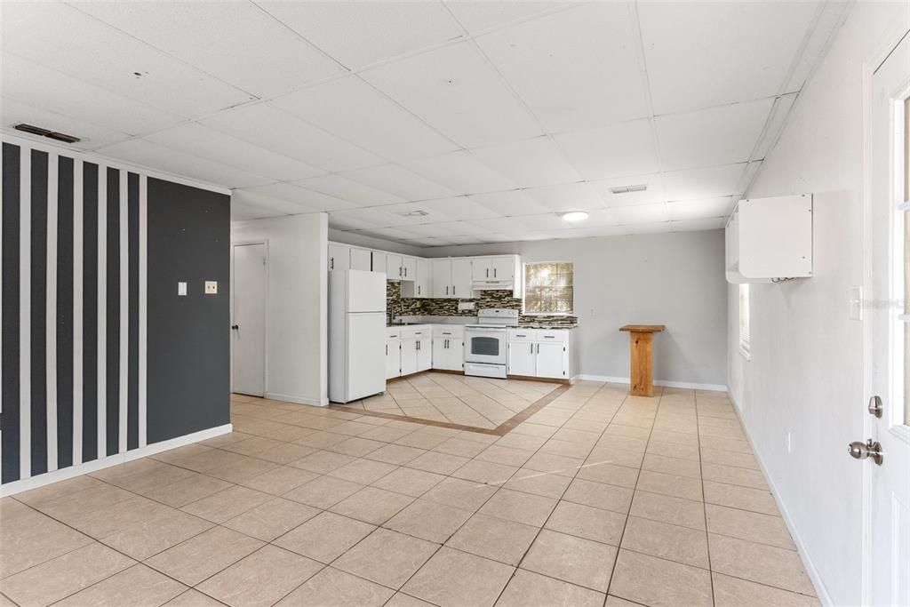 For Sale: $629,000 (11 beds, 0 baths, 4465 Square Feet)