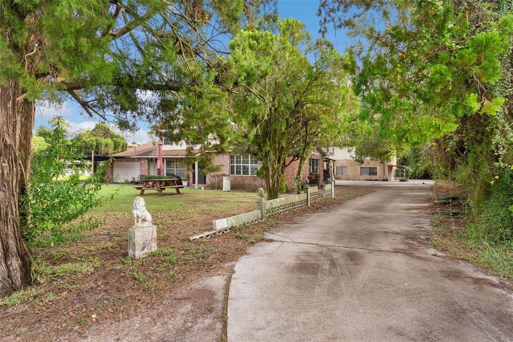 For Sale: $629,000 (11 beds, 0 baths, 4465 Square Feet)