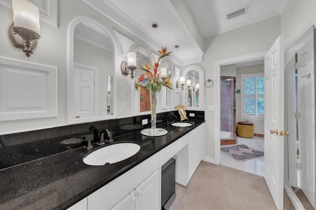 待售: $1,595,000 (3 贝兹, 3 浴室, 3223 平方英尺)