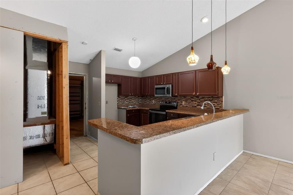 На продажу: $334,900 (3 спален, 2 ванн, 1508 Квадратных фут)