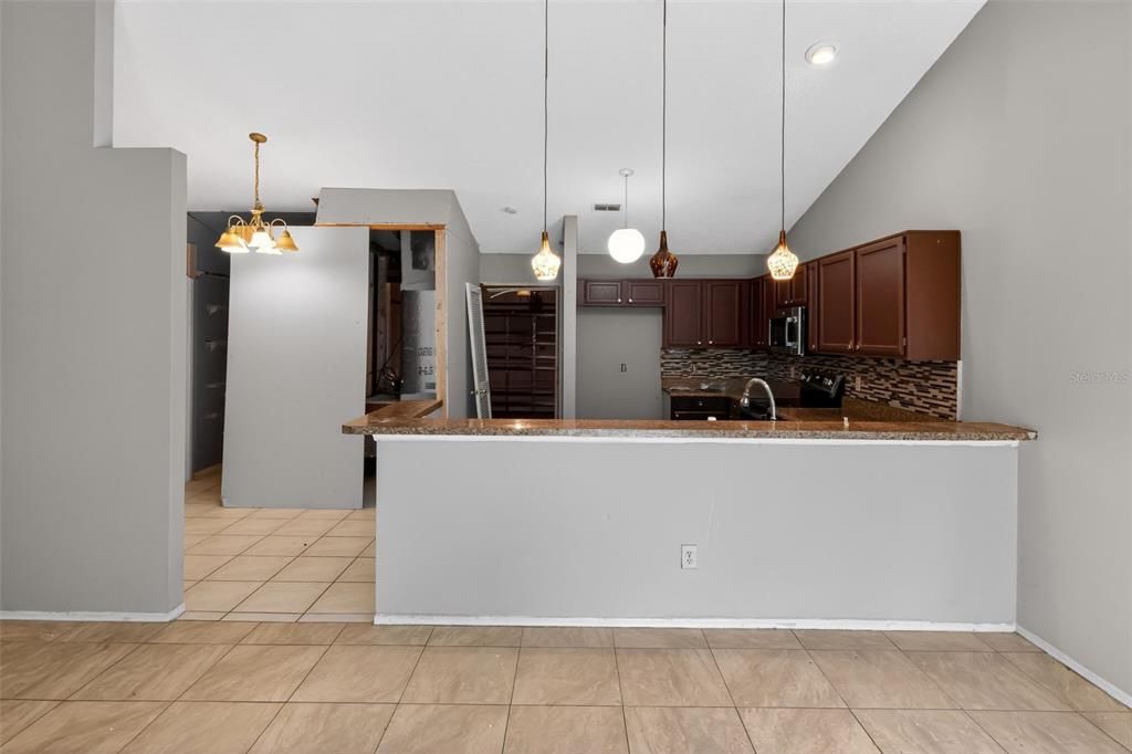 На продажу: $334,900 (3 спален, 2 ванн, 1508 Квадратных фут)