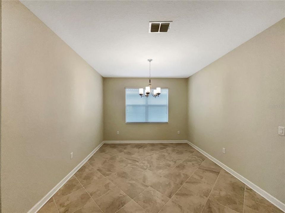 На продажу: $475,000 (4 спален, 3 ванн, 2287 Квадратных фут)