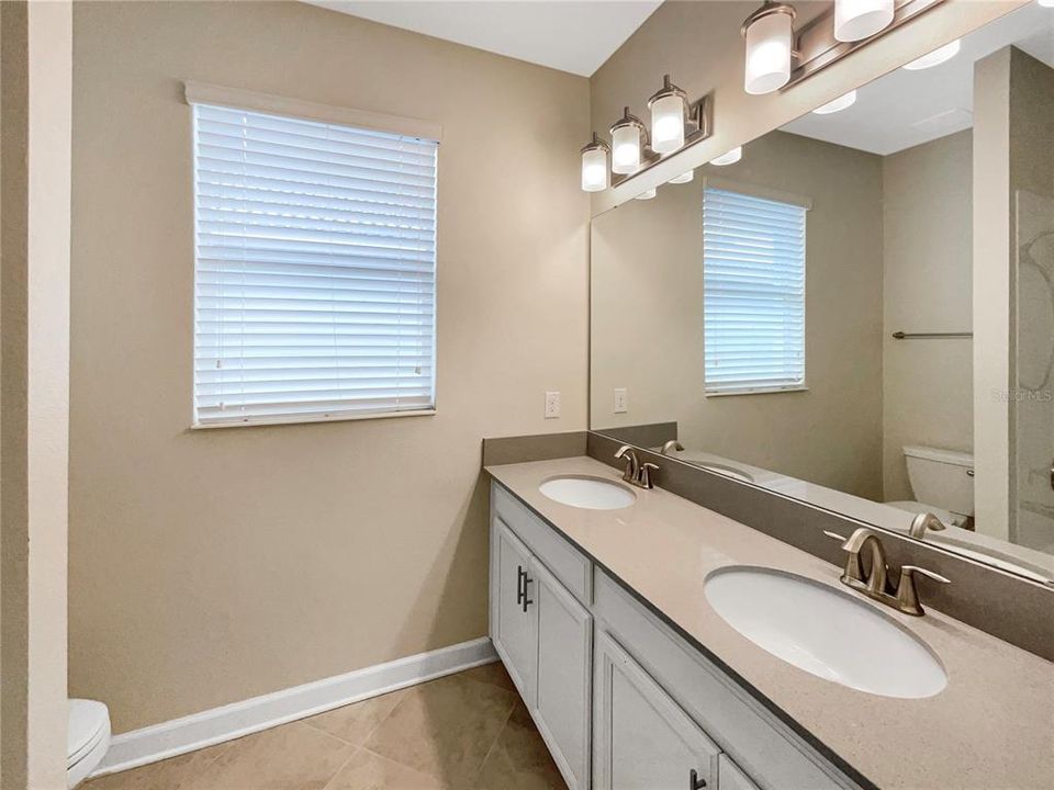 На продажу: $475,000 (4 спален, 3 ванн, 2287 Квадратных фут)