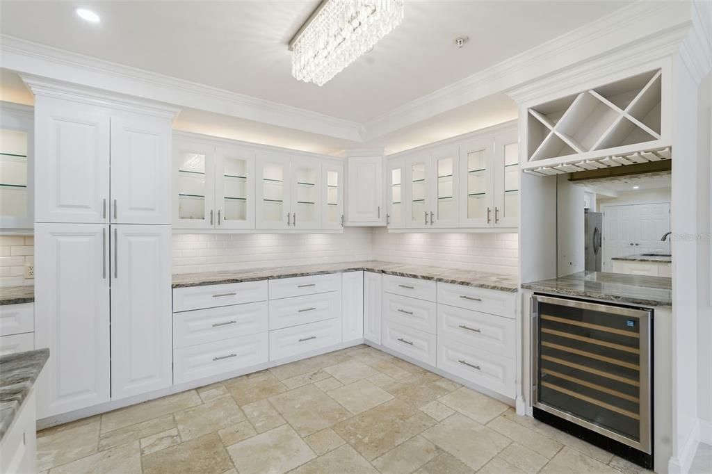 На продажу: $550,000 (3 спален, 2 ванн, 1660 Квадратных фут)