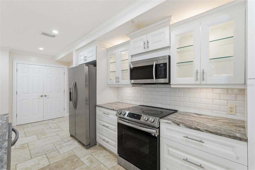 На продажу: $550,000 (3 спален, 2 ванн, 1660 Квадратных фут)