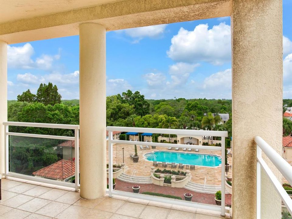 出租: $13,500 (3 贝兹, 3 浴室, 3166 平方英尺)