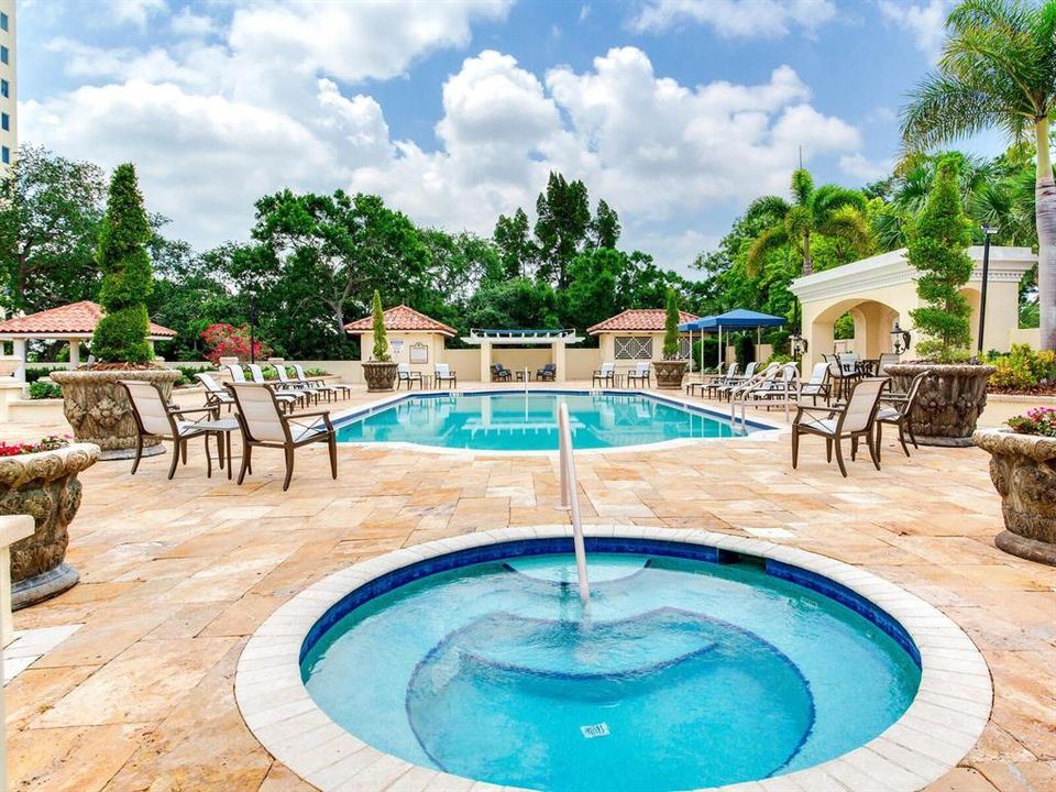 出租: $13,500 (3 贝兹, 3 浴室, 3166 平方英尺)