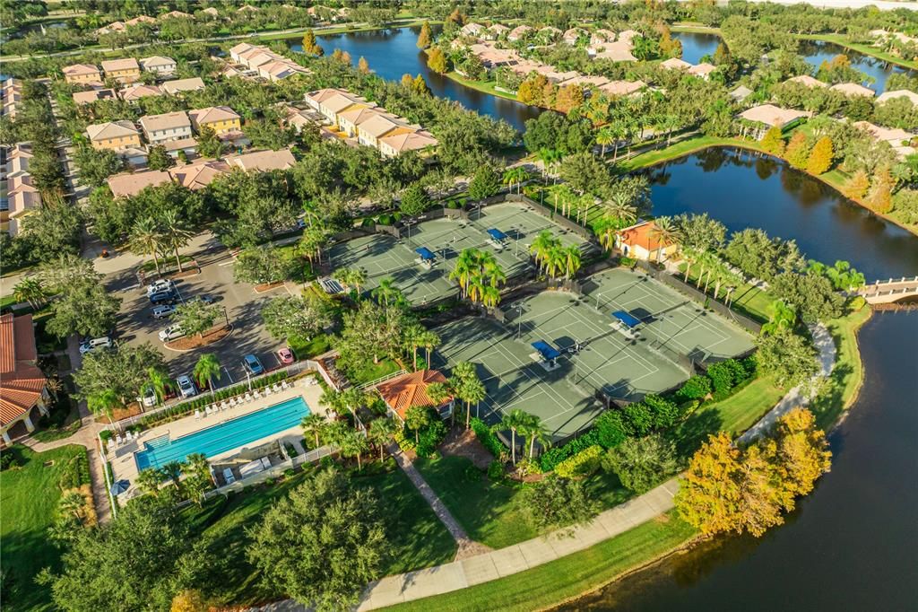 For Sale: $465,000 (4 beds, 3 baths, 1830 Square Feet)