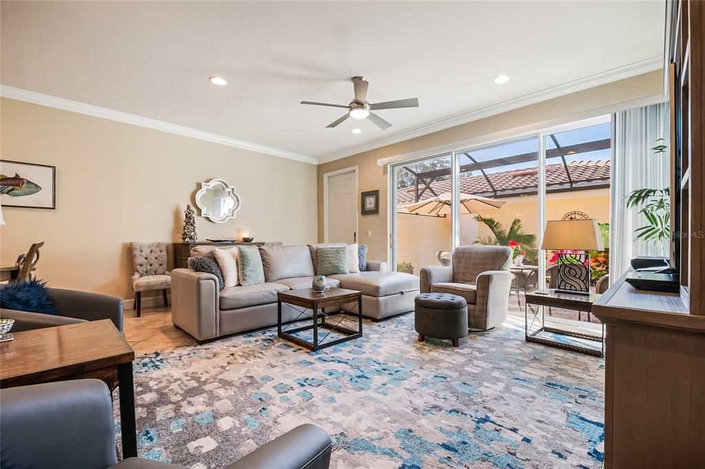 For Sale: $465,000 (4 beds, 3 baths, 1830 Square Feet)