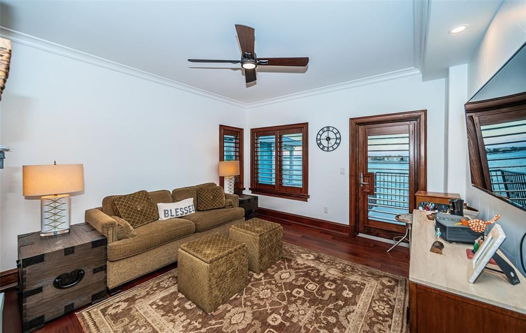 For Sale: $5,850,000 (5 beds, 5 baths, 4213 Square Feet)